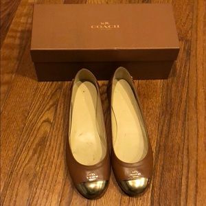 Coach flats